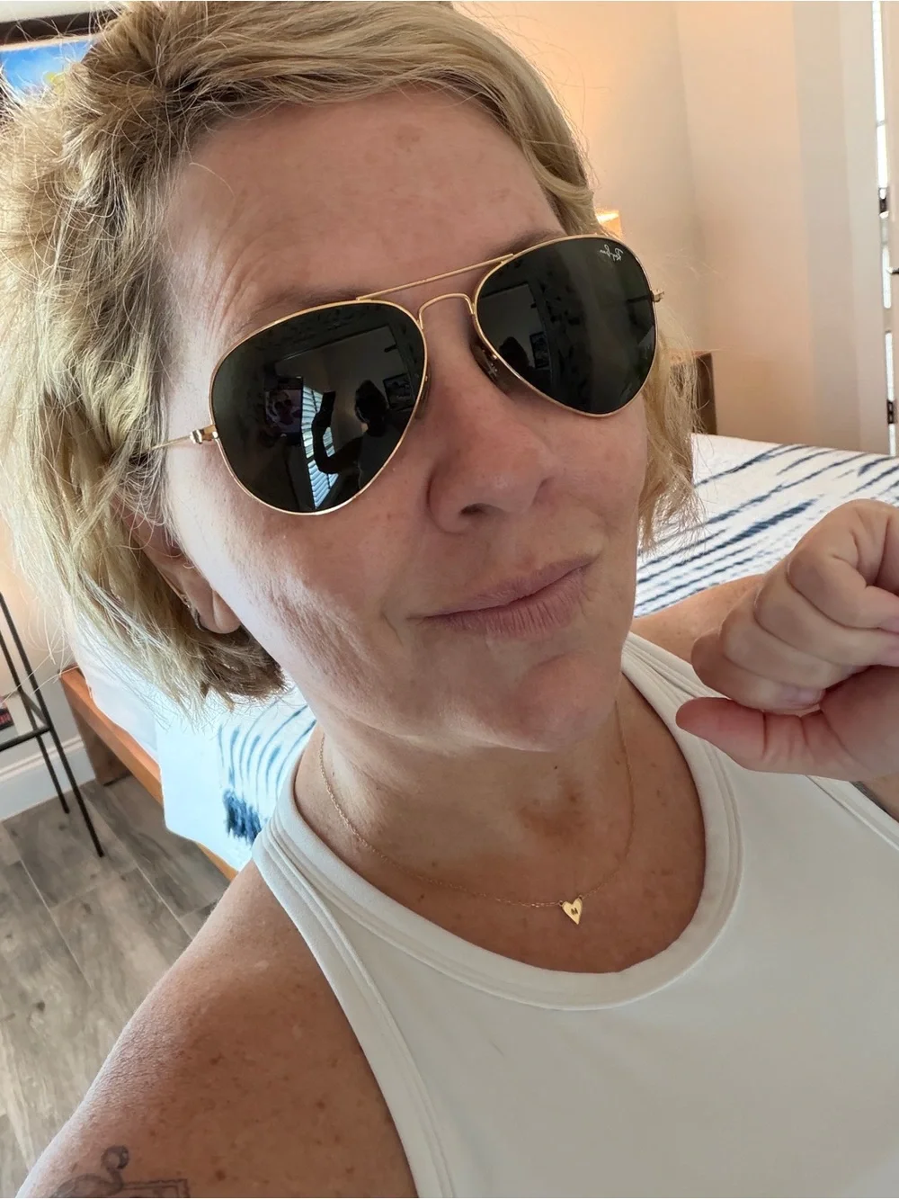 Ray-Ban classic aviator